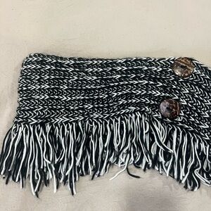 LOF Black and White Fringe Button Knit Scarf Neck Warmer